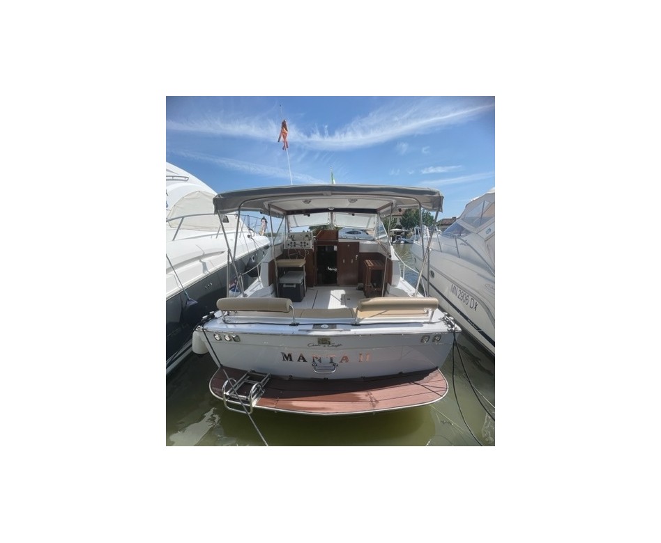 CHRIS CRAFT 31 COMMANDER