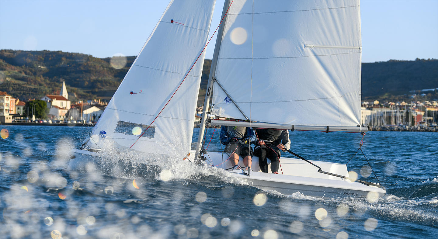 oceanis341-ext7.jpg